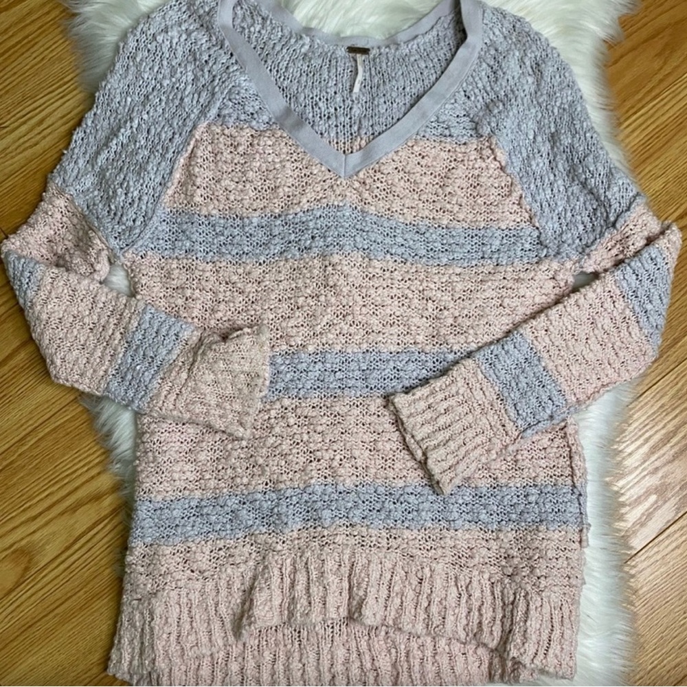 Free People Chunky Boucle Knit Purple Pink Striped V-Neck Tunic Sweater Small